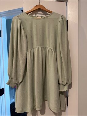 Blu Pepper Sage Green Long Sleeve Babydoll Dress